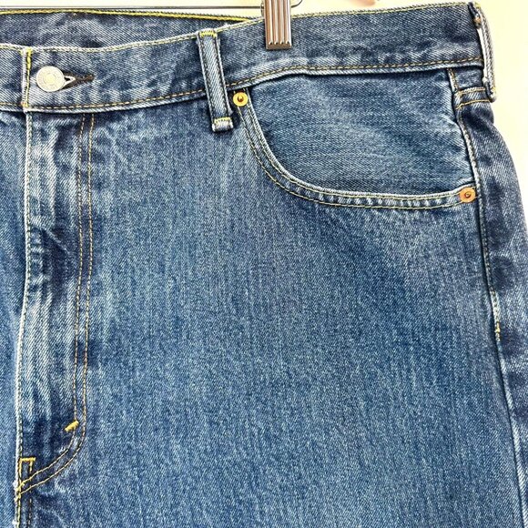 Levi's 505 Regular Fit Men's Jeans size W44 L30, Rinse Medium wash 100 cotton - Picture 8 of 16